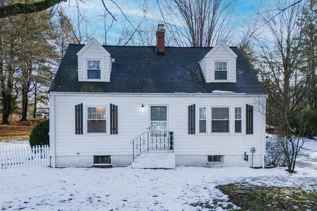 403 Central St, Acton, MA 01720