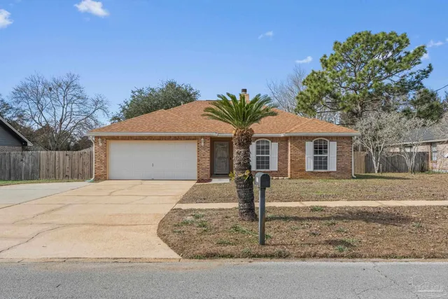 2237 Prytania Cir, Navarre, FL 32566