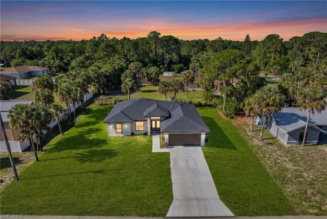 205 W 7th ST, Lehigh Acres, FL 33972