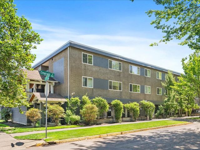 1414-1424 E  18th Aly #1414-09, Eugene, OR 97403