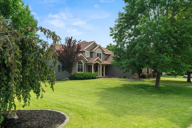 910 Plainview ROAD WEST West, La Crosse, WI 54603