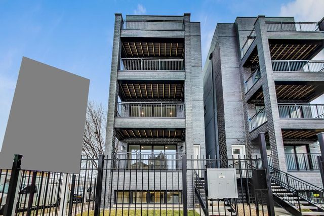 5521 S  Indiana Ave #2, Chicago, IL 60637
