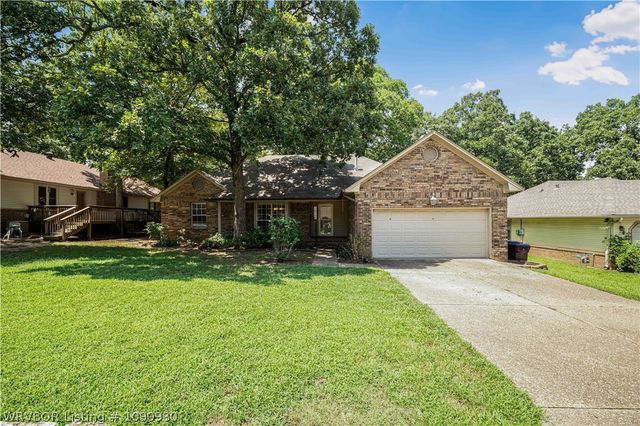 9804 Croxted Rd, Fort Smith, AR 72908