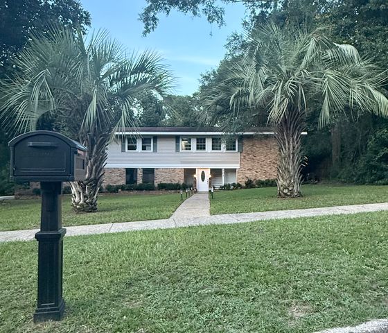 701 Montclaire Way, Mobile, AL 36609