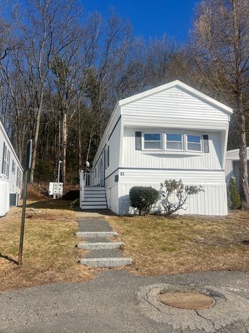 32 Mustang Ave, Marlborough, MA 01752