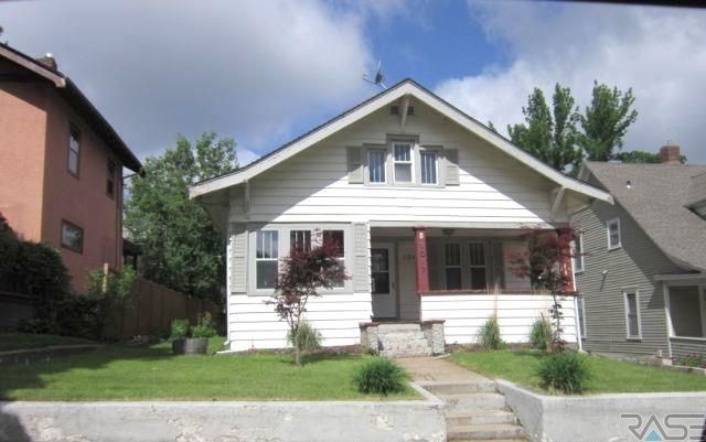 1017 S  2nd Ave, Sioux Falls, SD 57105