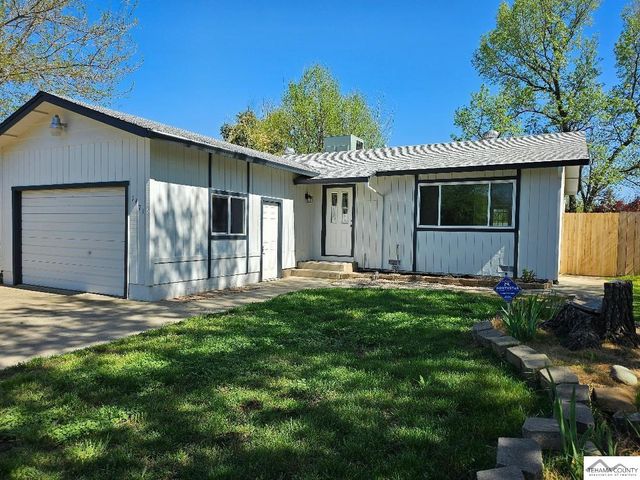 1471 2nd St, Anderson, CA 96007