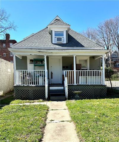4242 Troost Ave, Kansas City, MO 64110