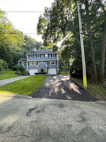 75 Valley View Ave, Haverhill, MA 01835