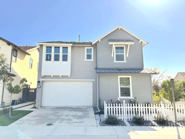 9 Marcar Ln, Mission Viejo, CA 92694