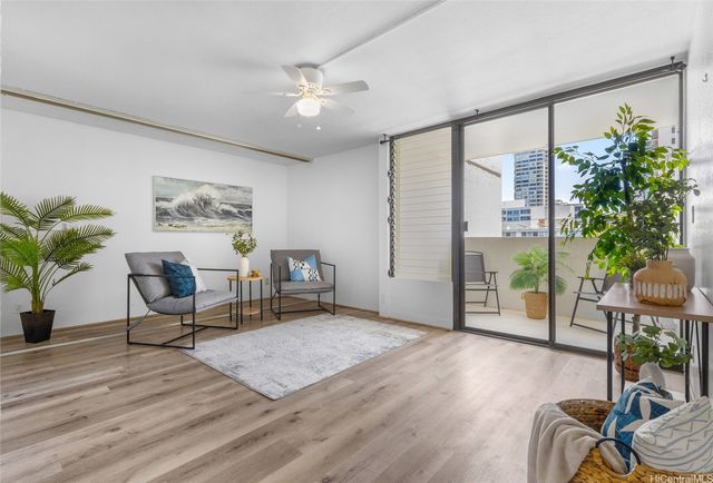 2092 Kuhio Ave #806, Honolulu, HI 96815