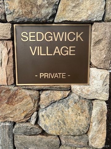 20 Sedgwick Village Ln   #20, Darien, CT 06820