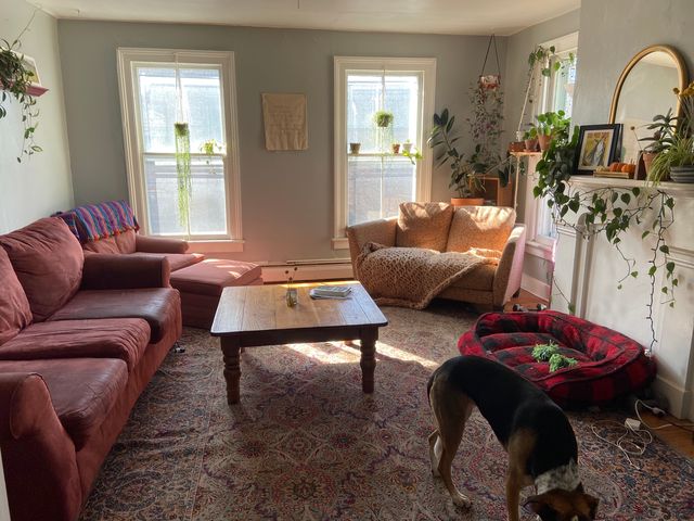 554-556 Washington St #2, Hudson, NY 12534