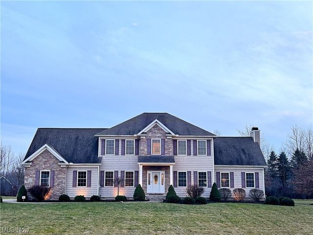 11211 Nicoles Way, Chardon, OH 44024