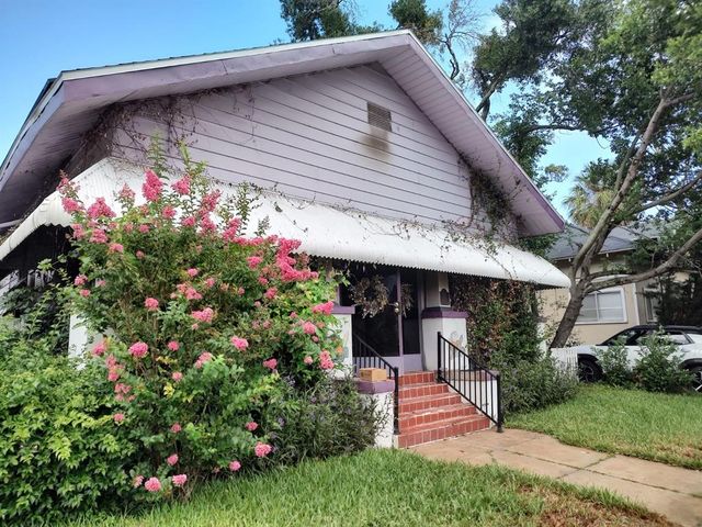 1102 N  Willow Ave, Tampa, FL 33607
