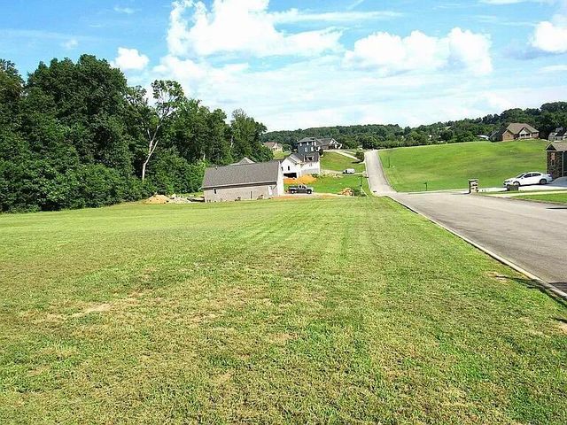 4141 Harbor View Dr, Morristown, TN 37814