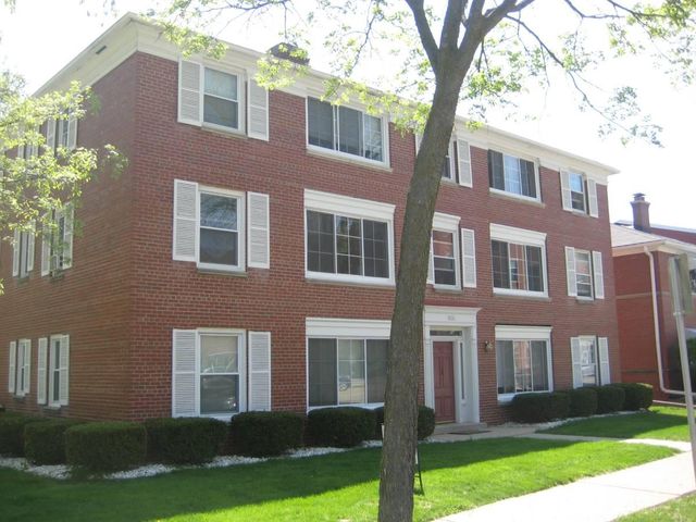 4544 N  Oakland Ave #4, Milwaukee, WI 53211