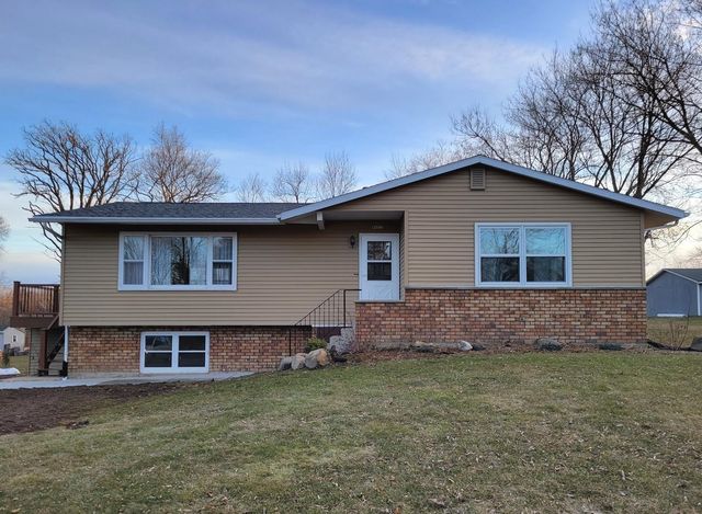 W4011 Hickory Rd, Hustisford, WI 53034
