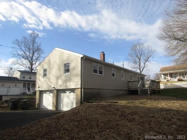 65 Soundview Ave, Milford, CT 06460