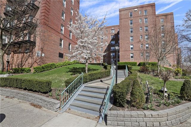 Casa De Venta En El Bronx 10453