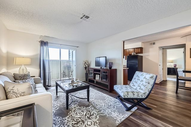 4125 Pebble Ridge Cir #100, Colorado Springs, CO 80906