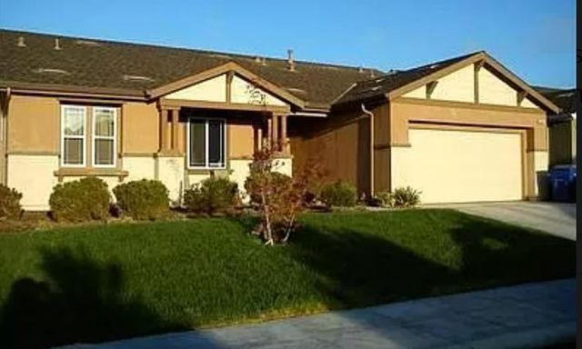 Address Not Disclosed, Fresno, CA 93725