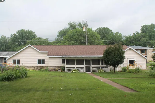 1737 Caroline STREET, La Crosse, WI 54603