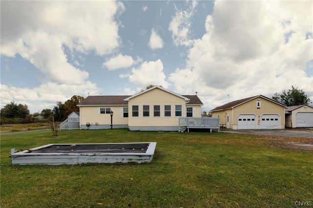 8145 County Route 125, Chaumont, NY 13622