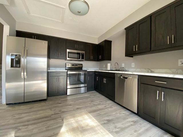 2821 Flag Ave  N #1, Minneapolis, MN 55427