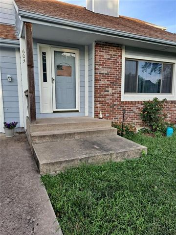 603 N  Sycamore St, Gardner, KS 66030