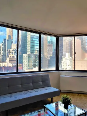 255 E  49th St #16F, New York, NY 10017