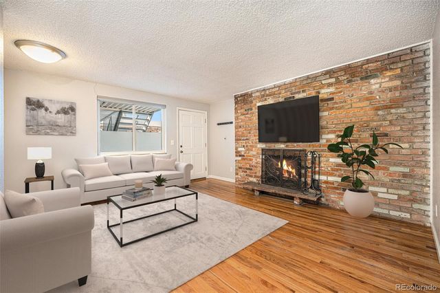 155 S Pennsylvania Street #308, Denver, CO 80209