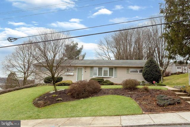 226 S  Pine St, Red Lion, PA 17356