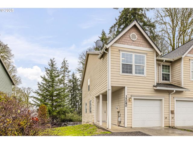 35080 Roberts Ln, Saint Helens, OR 97051