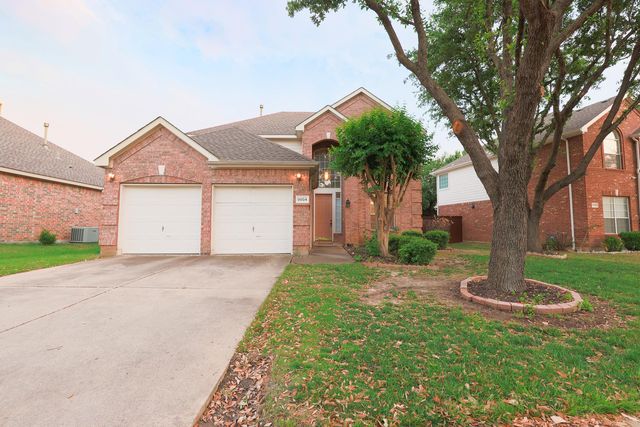 9804 Hickory Hollow Ln, Irving, TX 75063