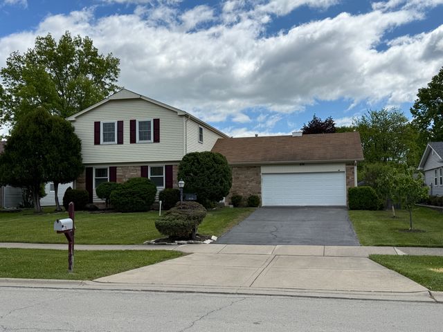 820 Checker Dr, Buffalo Grove, IL 60089