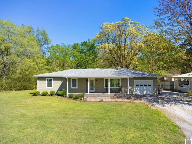 363 Barkley Dr, Grand Rivers, KY 42045