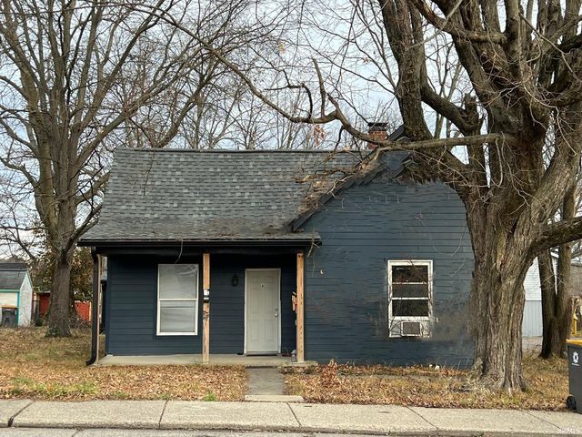 1105 S  Rogers St, Bloomington, IN 47403