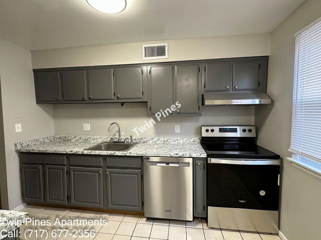 4345 Carlisle Pike #B2, Camp Hill, PA 17011