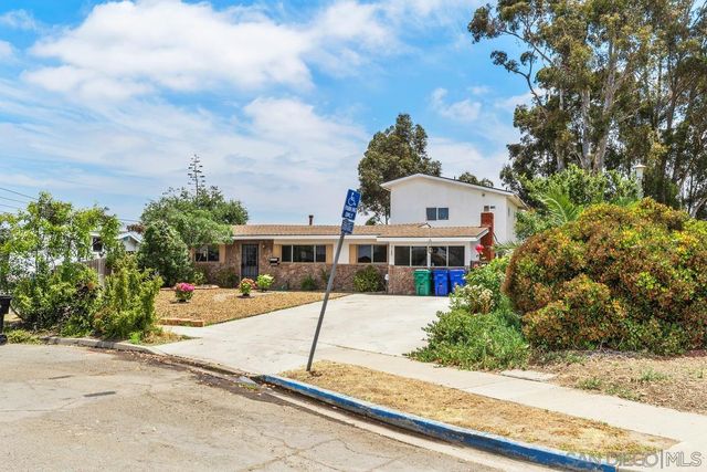 5189 Arvinels Ave, San Diego, CA 92117