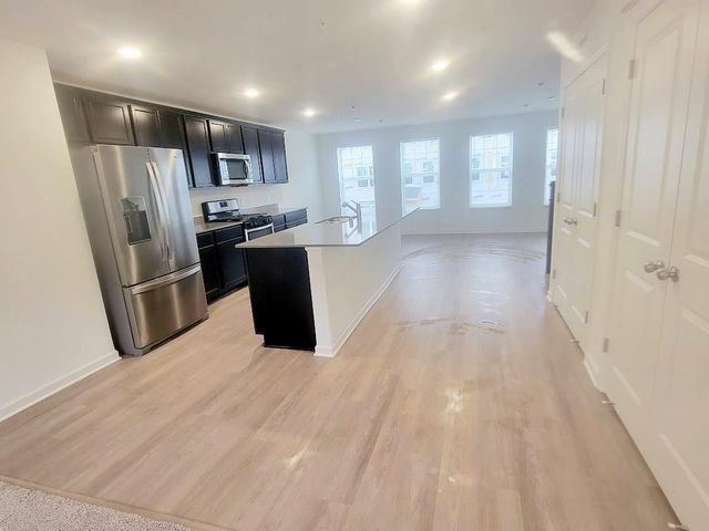 5871 156th St W, Apple Valley, MN 55124