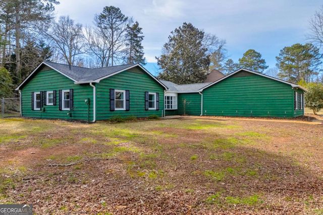 306 Providence Rd, Athens, GA 30606