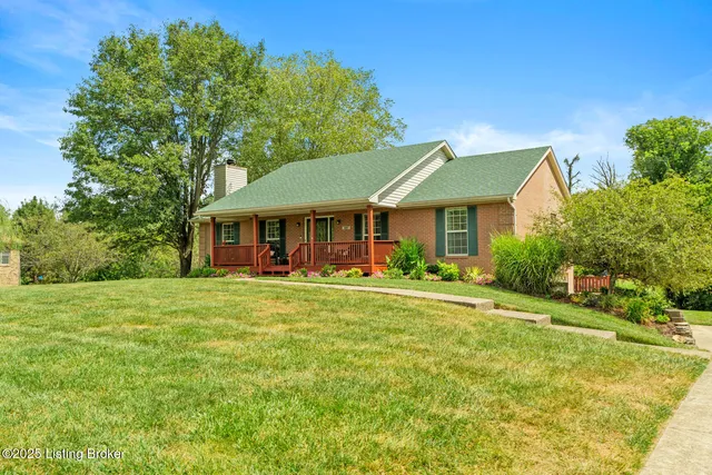 327 Wilsonville Heights Dr, Fisherville, KY 40023