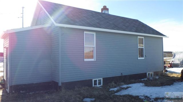 210 2nd St   N, Froid, MT 59226