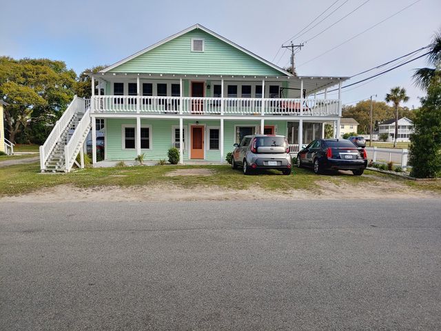 401 17th Ave  S, North Myrtle Beach, SC 29582