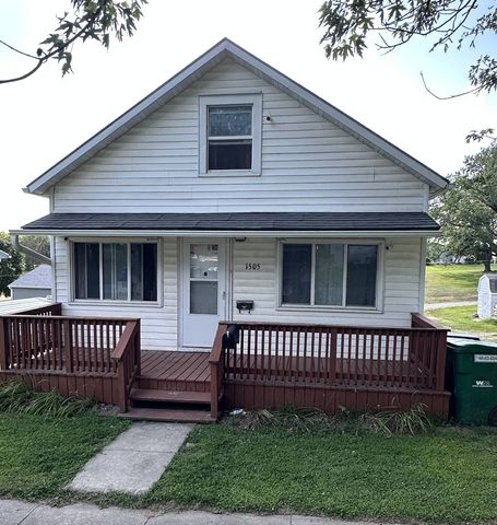 1505 Grove Ave, Corning, IA 50841