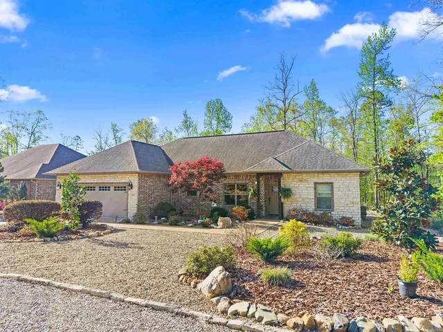 26 Burgos Way, Hot Springs, AR 71909