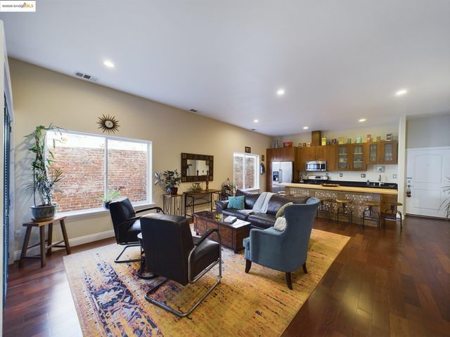 1488 14th A Oakland #A, Oakland, CA 94607