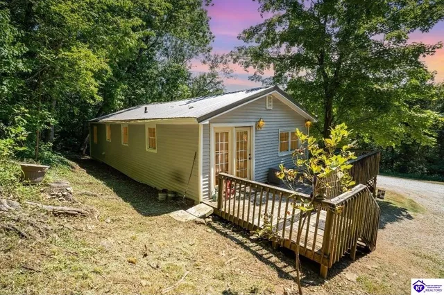 226 Melody Dr, New Haven, KY 40051