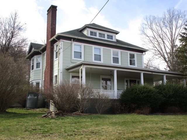 237 Oakland Ave, Monroe, NY 10950